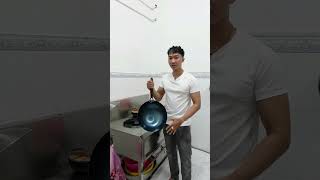 Anh Lee BTR chảo sắt bếp quán ăn