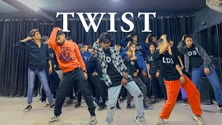 Twist Dance Video | Love Aaj Kal | SaifAli Khan & Deepika Padukone