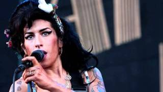 Some Unholy War live at Oxegen Festival 2008 - Amy Winehouse