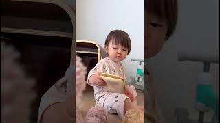 よく見ると順番にあげています😳 #2歳