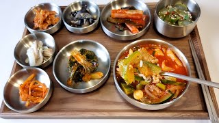 얼큰하고 푸짐한 산더미 호박찌개국밥/PUMPKIN STEW SOUP