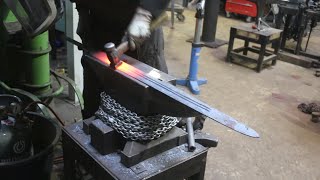 Forging the classic Witcher 3 sword, part 1 forging the blade.
