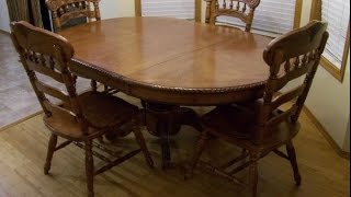 Round Kitchen Table with Leaf