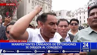 ¡Manifestantes llegan al Congreso por mayor seguridad! 🚶‍♂️🔒 (2/5)