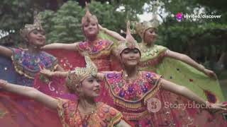 Discover Malaysia: History, Culture, Language, Food & Weather!