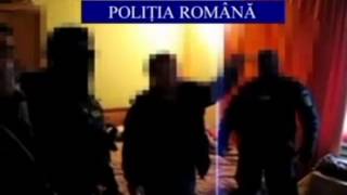 ARME ŞI MUNIŢIE DEŢINUTE ILEGAL, DEPISTATE DE POLIŢIŞTI