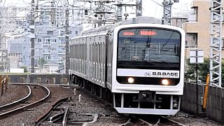 JR東日本　209系 2200番台　観光列車 B.B.BASE　市川駅　入線