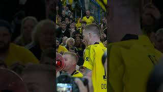 Reus loving life in with the Dortmund ultras 💛 #UCL