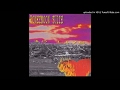 Honeymoon Suite - Love Changes Everything (Live)