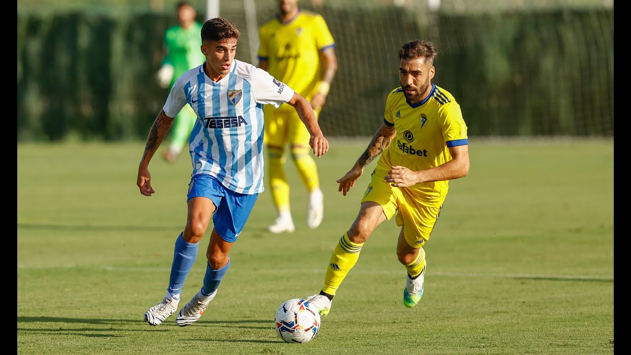 Derrota En El Descuento En El Segundo Amistoso (1-2) - YouTube