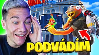 Potají PODVÁDÍM Ve Fortnite Schovce!