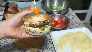 انجح همبرچر 🍔منزلي وصفة من الألف إلى الياء بخبز  رائع وداعا للمطاعم 😁😁 دائما مع سر نجاح وصفاتي 📣