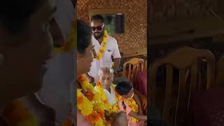 Guests boarding the houseboat lot from U D S Backwater Resort Alappuzha