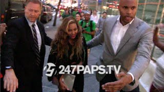 (New) Beyonce leaving her Midtown Office and walking over to JayZ Office 06-30-15