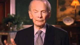 David Brinkley discusses the public perception of network news integrity - EMMYTVLEGENDS.org