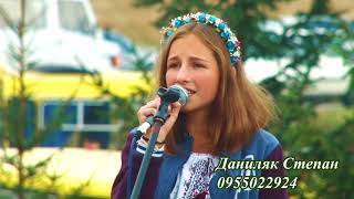 Українські пісні на святкувому концерті у с. Сянки