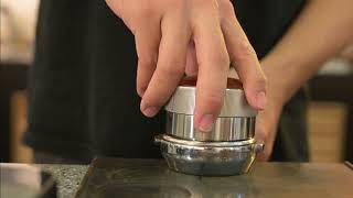 ECM Synchronika (Ep17)| Easy tweak using flow control that makes your coffee taste so much smoother.