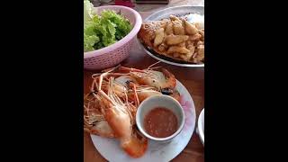 เมี่ยงปลากับกุ้งเผาร้านทุ่งนาป่าหม่อน