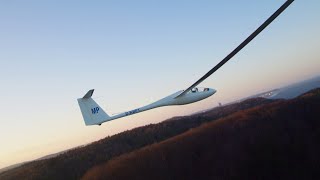 Szybowiec nad Gdynią Orłowo  |  Sailplane over Gdynia Orłowo - FPV Cinelifter footage