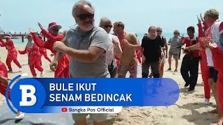 Serunya Bule dari Berbagai Negara Senam Bedincak di Pantai Tanjung Pesona Bangka