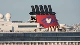Ships leaving Port Canaveral