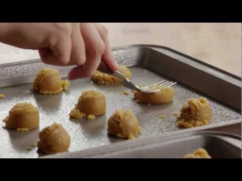 How to Make the Best Peanut Butter Cookies | Allrecipes.com How to Make the Best Peanut Butter Cookies | Allrecipes.com