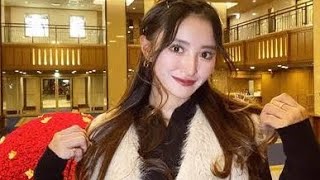 祝26歳！ 臼井麗香が大人コーデの私服ショット大公開 キュートなポージングにファン「いつもかわいいポーズを見せていただき…」