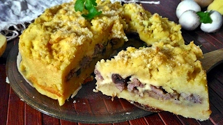 Tortino di patate ripieno di funghi e salsiccia