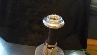 Miniature Tesla coil: QCW SSTC