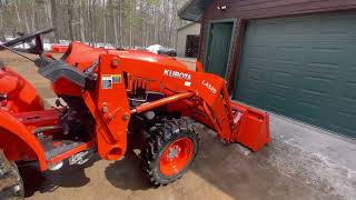 How to remove a Kubota La524/525/526 loader from an L2501/3301/3302/3901/3902