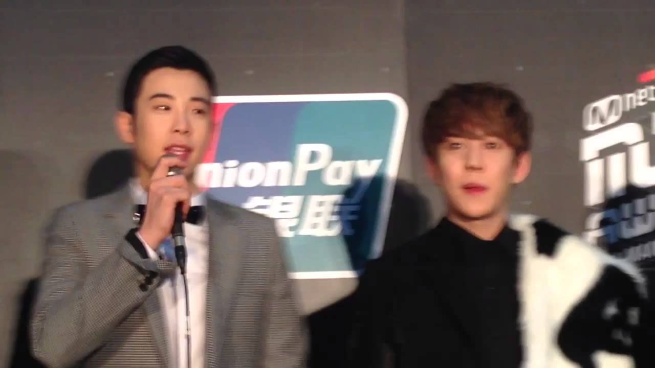 141203 Block B High Five Event In Mama 2014 In Hk - YouTube