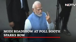 PM Modi's "Roadshow" On Voting Day In Gujarat Sparks Row | The News