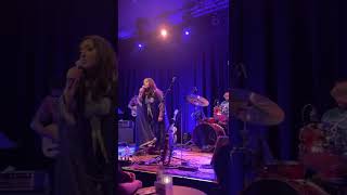 Kimia Penton Covers 'Come Together' Live at The Kessler Theater - A 2023 Performance (Part 01)