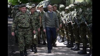 Ministar Vučević obišao deo zadejstvovanih snaga Vojske Srbije