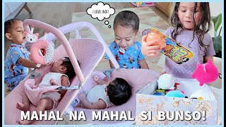 ALAGANG ALAGA SI BUNSO NG KUYA NIYA! PAHABOL NA REGALO FROM TITA @RichZigz  ❤️ | rhazevlogs