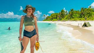 I SURVIVED ALONE ON A DESERTED ISLAND IN THE MALDIVES 😳🌴