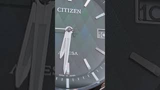 |鐘錶店拍|極光之森的綠意盎然 ：光輝閃耀的鈦金屬手錶 CITIZEN ATTESA CB3015-53WAT8049-61W #CITIZEN #電波錶 #光動能 #港都春天