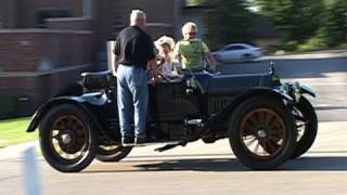 1913 Cadillac Roadster, We talk with the owners.