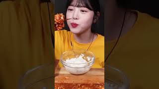 SUB)Crispy Supreme Seasoned Fried Chicken Mukbang! With rice \u0026 kimchi too! ASMR #shorts