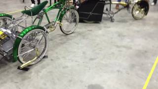 Lowrider bicycle hydraulic