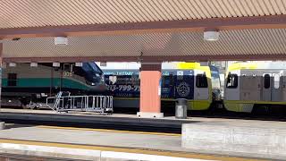 Metrolink - M352 and M261 at LA Union Station - 8/6/2022