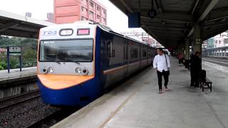 20121118@1224次[苗栗発山線経由基隆行](EMU700)區間車列車~樹林站出發!!