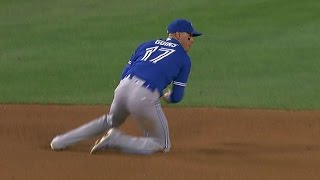 TOR@LAA: Goins' backhanded stop starts double play