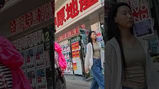 香港街拍~下午2：00的元朗安寧路景色！