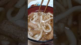 独身40代の食生活8月12日　きつねうどん　フランクフルト　塩ます