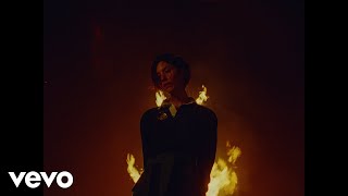 Gracie Abrams - Hit the Wall (Official Music Video)