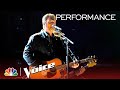 Blake Shelton Sings 