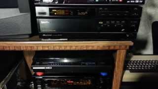 Pioneer LD-W1 Playing, Switching, and Ejecting LaserDisc 1 and 2