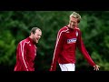 PETER CROUCH STORY - WAYNE ROONEY HOSTING QUIZ