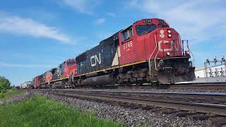 BRILLIANT TRIO! CN A435 - 5746W at Walkers - May 29, 2024